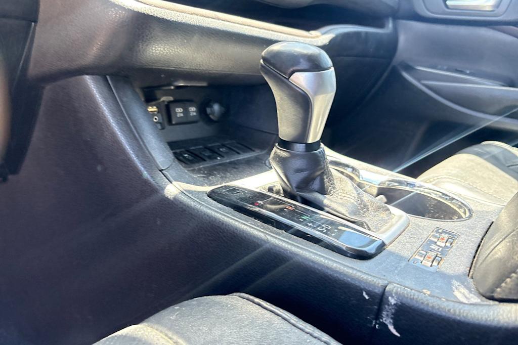 Thumbnail: 2017 Toyota Highlander - 15