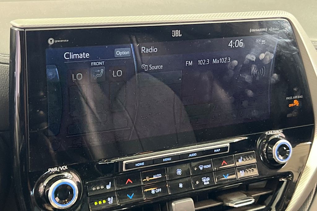 Thumbnail: 2022 Toyota Highlander - 13