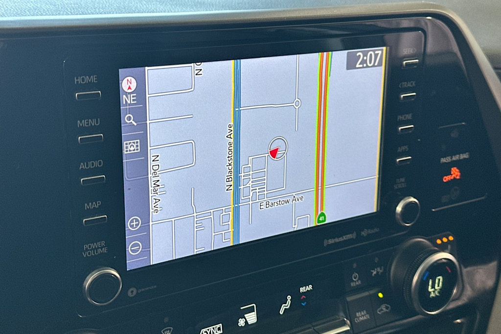 Thumbnail: 2021 Toyota Highlander - 23