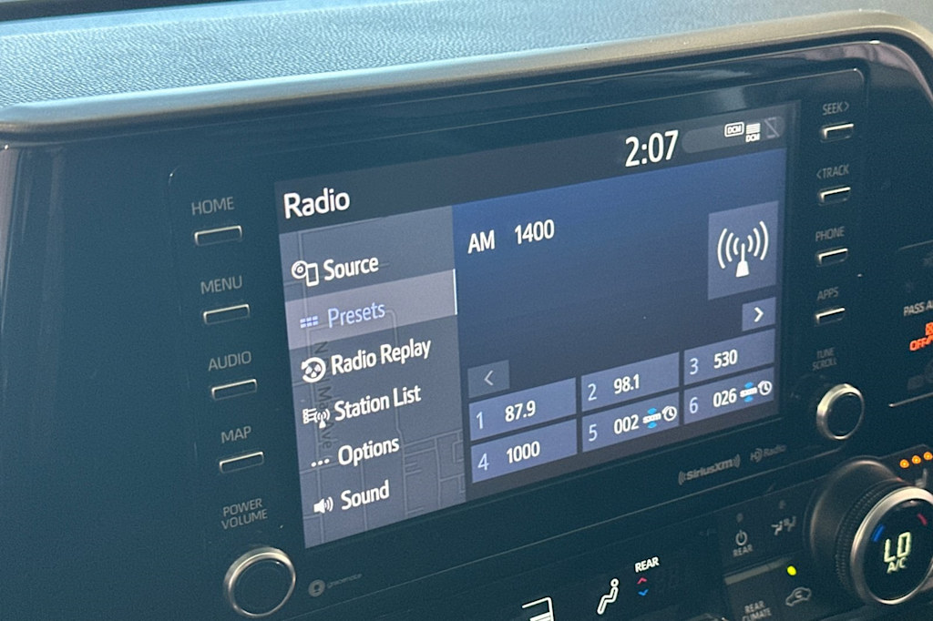 Thumbnail: 2021 Toyota Highlander - 14