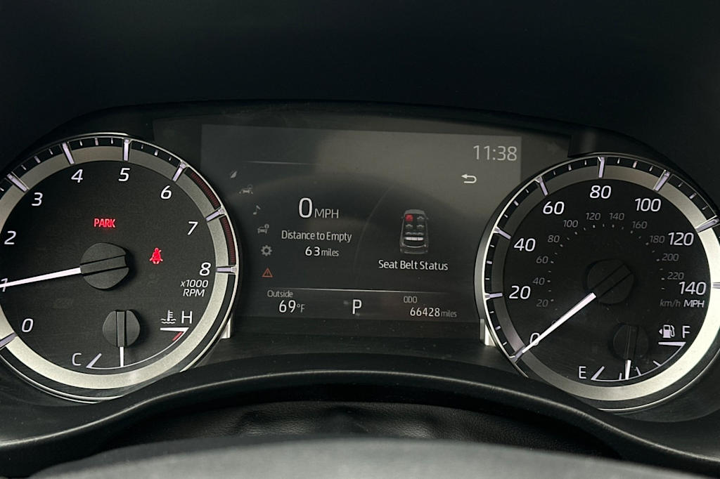 2023 Toyota Highlander XLE 14