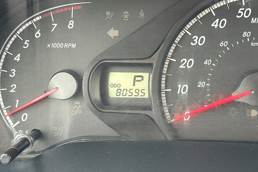 Thumbnail: 2014 Toyota Sienna - 16