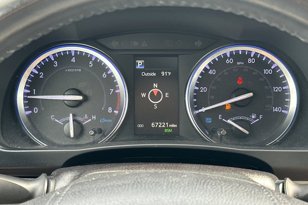 Thumbnail: 2019 Toyota Highlander - 34