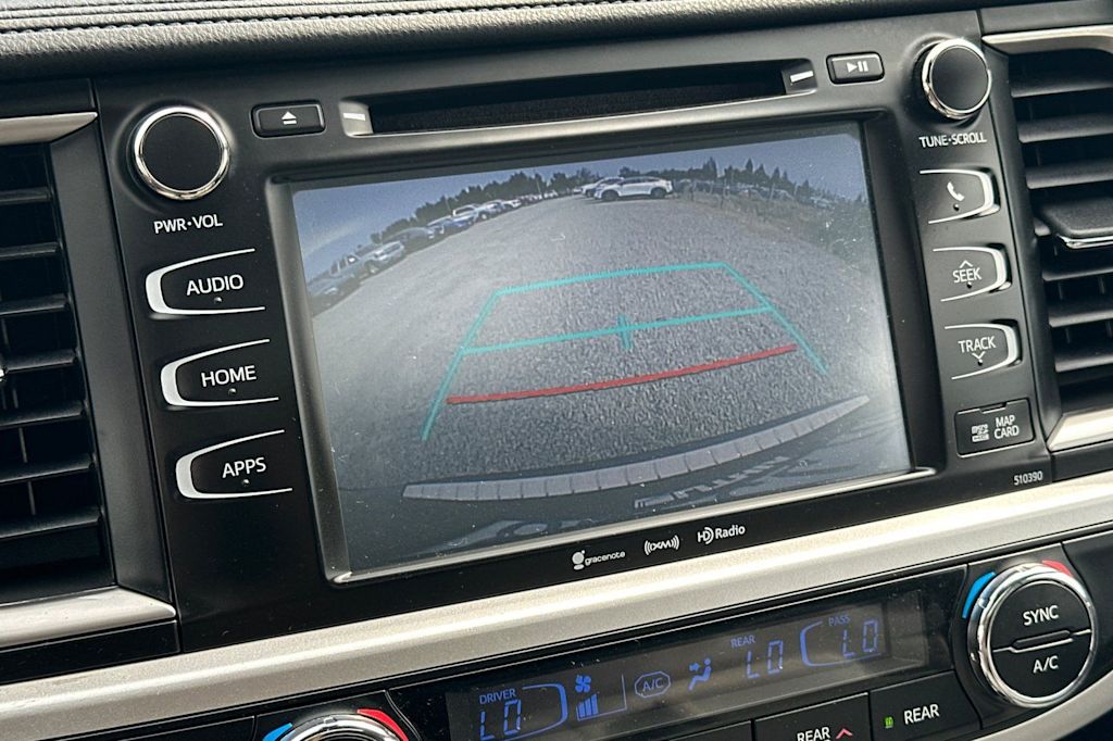 Thumbnail: 2019 Toyota Highlander - 28