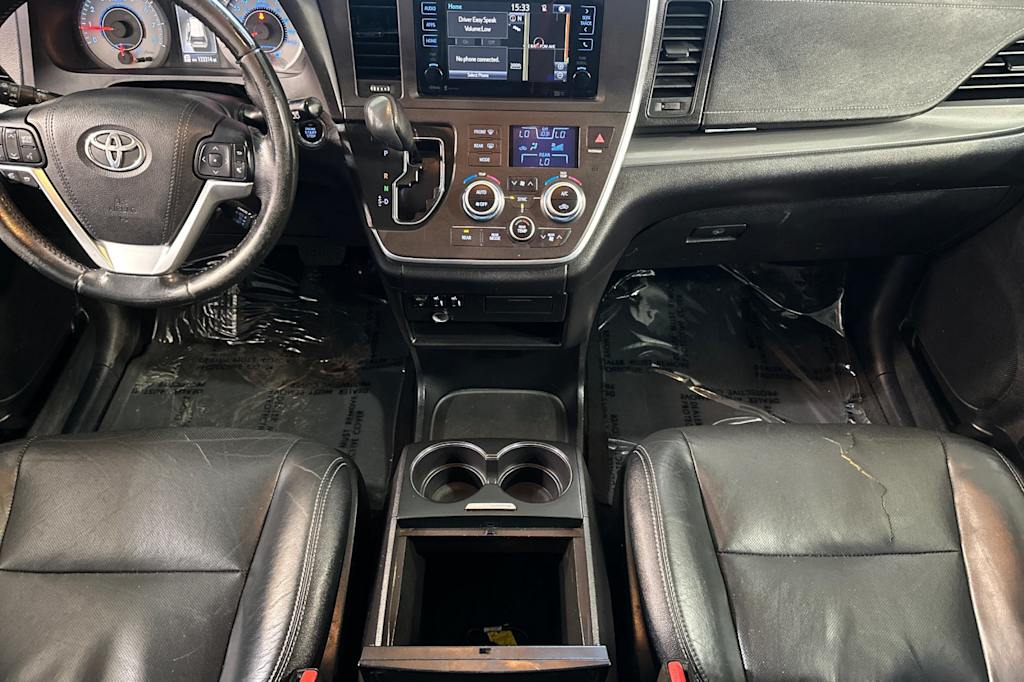 Thumbnail: 2015 Toyota Sienna - 2