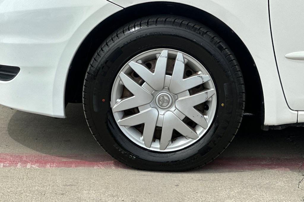 Thumbnail: 2008 Toyota Sienna - 8