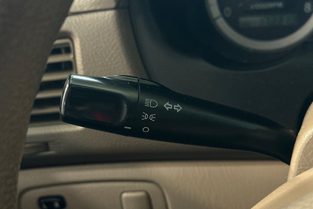 Thumbnail: 2008 Toyota Sienna - 31