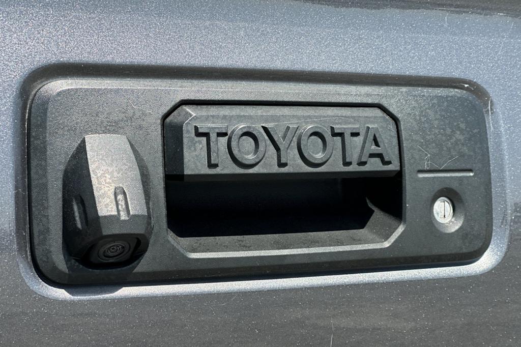 Thumbnail: 2021 Toyota Tacoma - 24