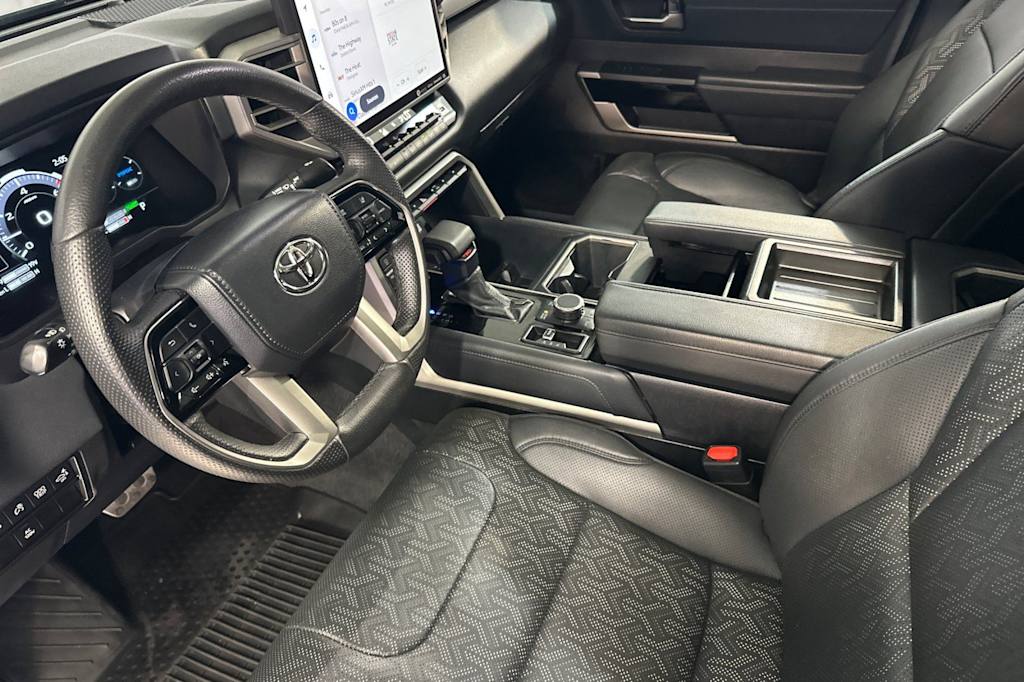Thumbnail: 2023 Toyota Tundra - 10