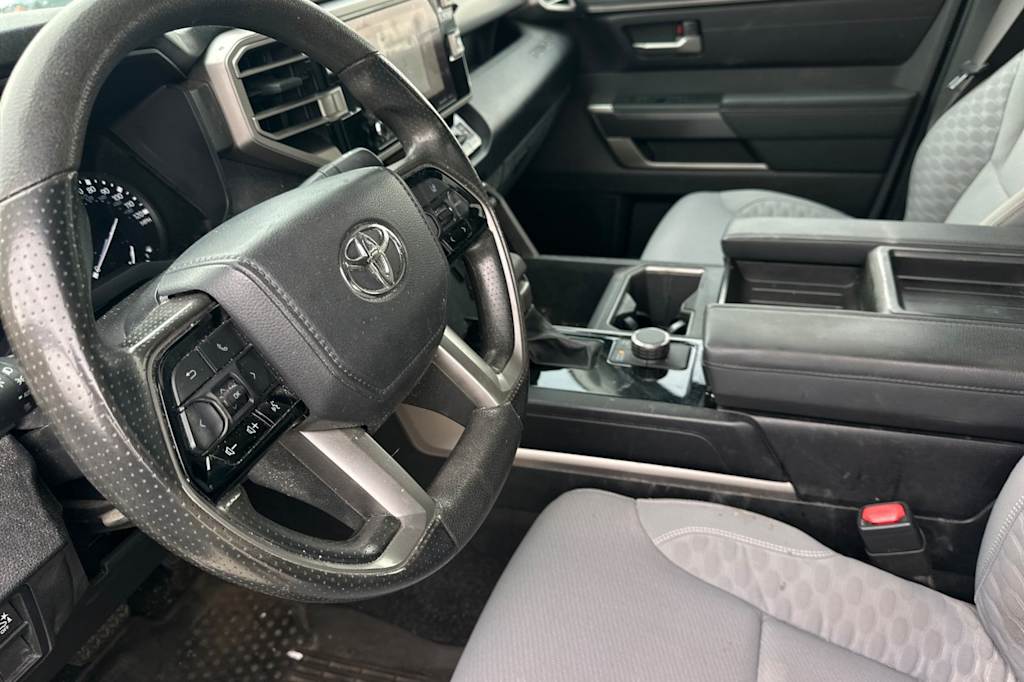 Thumbnail: 2022 Toyota Tundra - 9