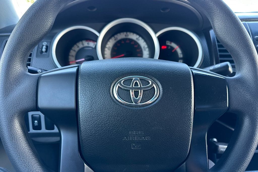 Thumbnail: 2012 Toyota Tacoma - 25