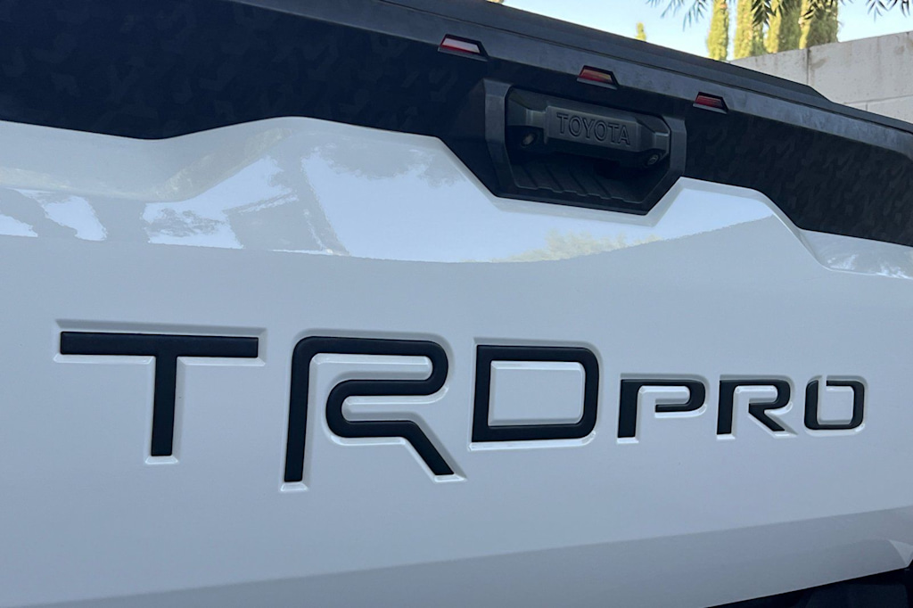 Thumbnail: 2024 Toyota Tundra - 7