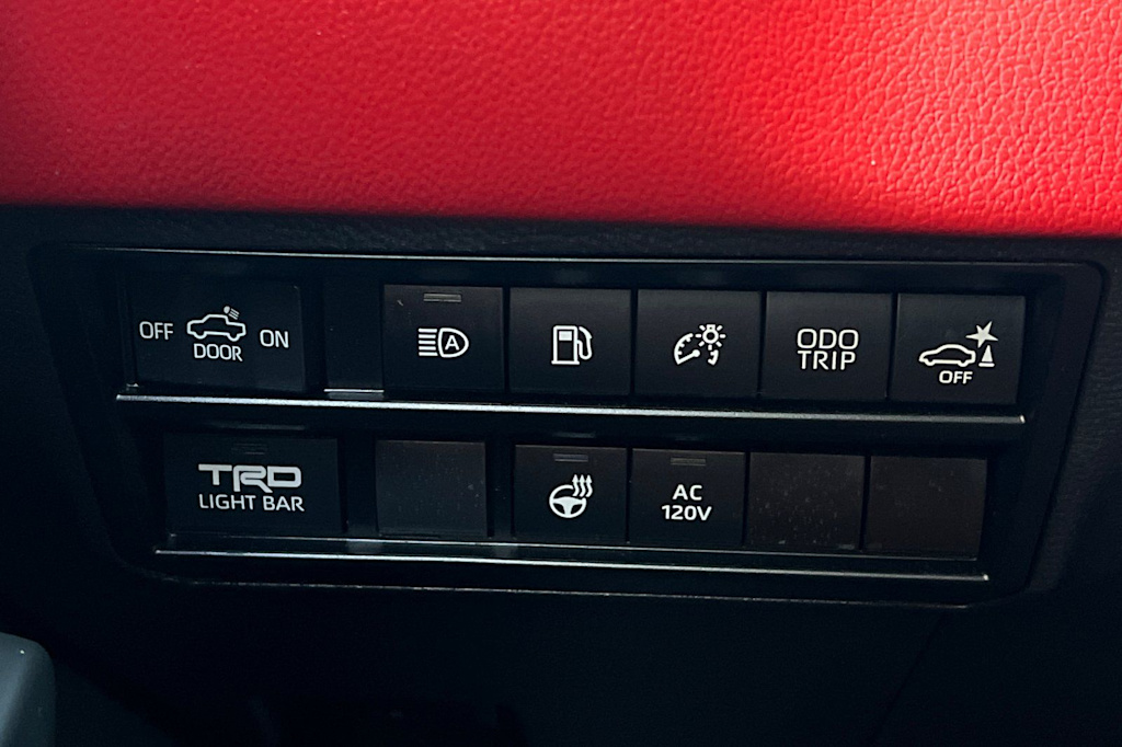 Thumbnail: 2024 Toyota Tundra - 33