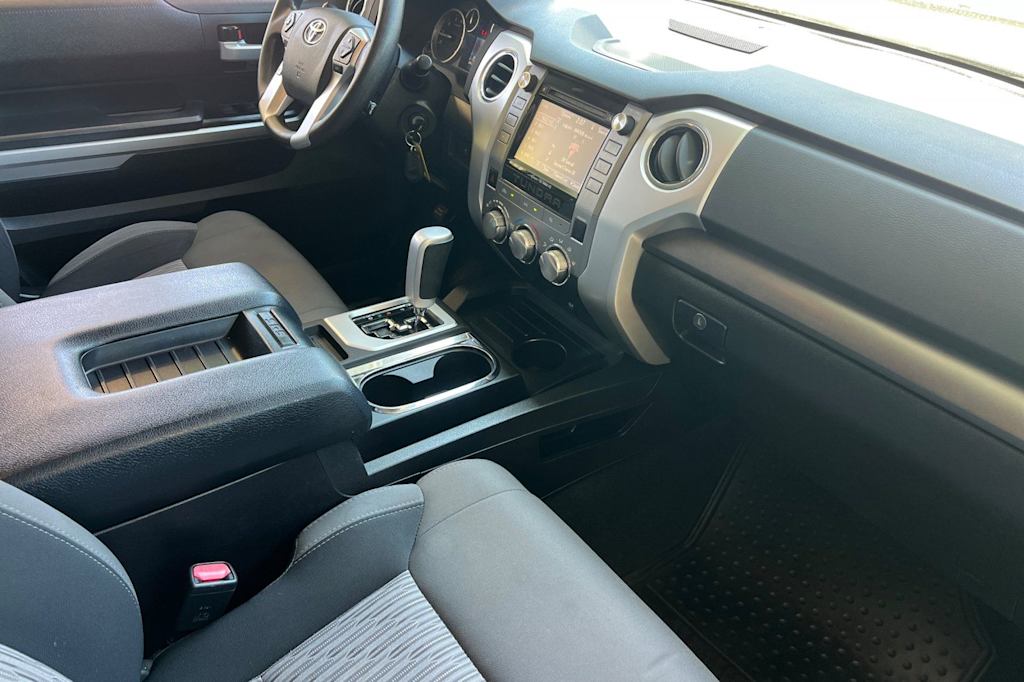 Thumbnail: 2014 Toyota Tundra - 13