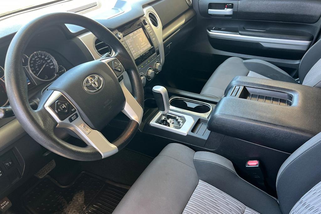 Thumbnail: 2014 Toyota Tundra - 9