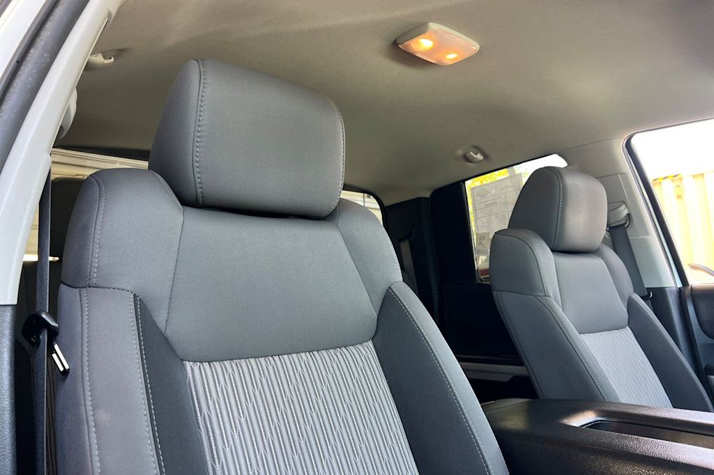 Thumbnail: 2014 Toyota Tundra - 10