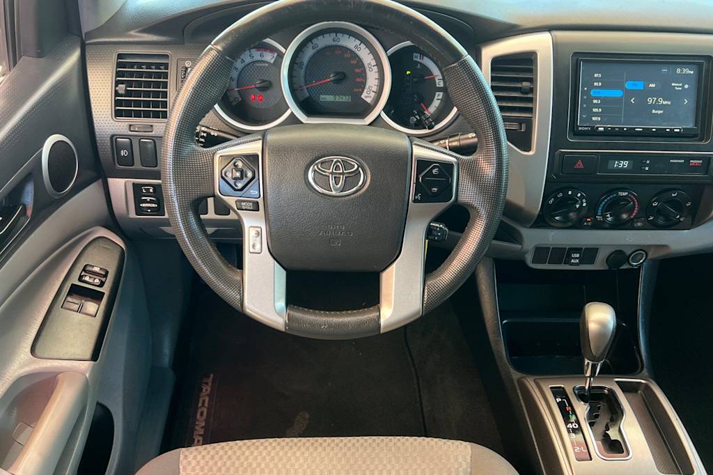 Thumbnail: 2014 Toyota Tacoma - 10