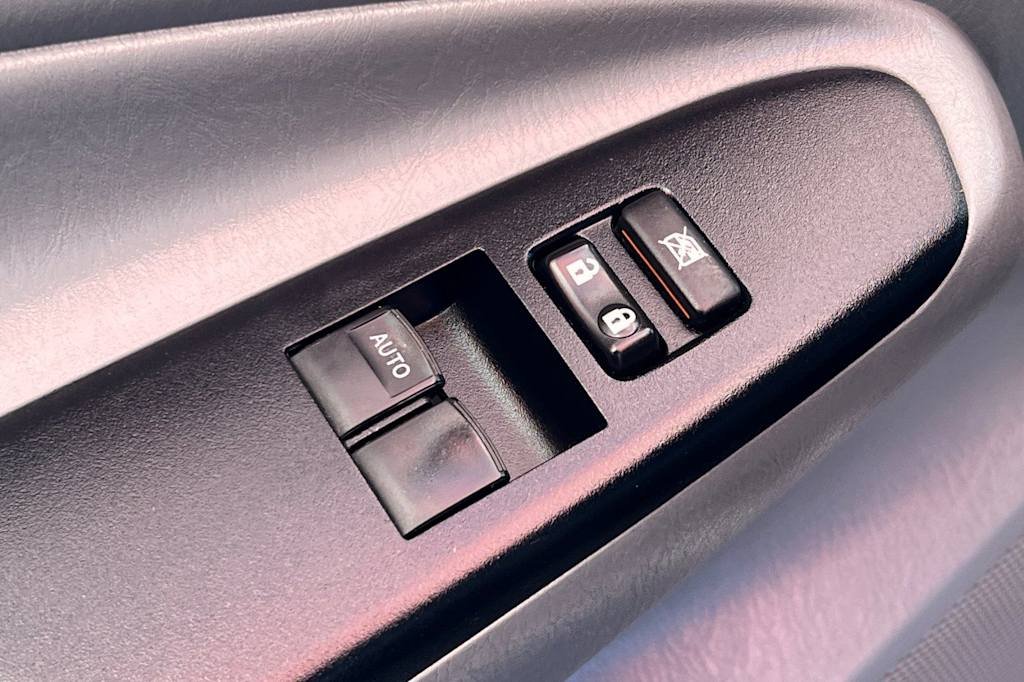 Thumbnail: 2014 Toyota Tacoma - 6