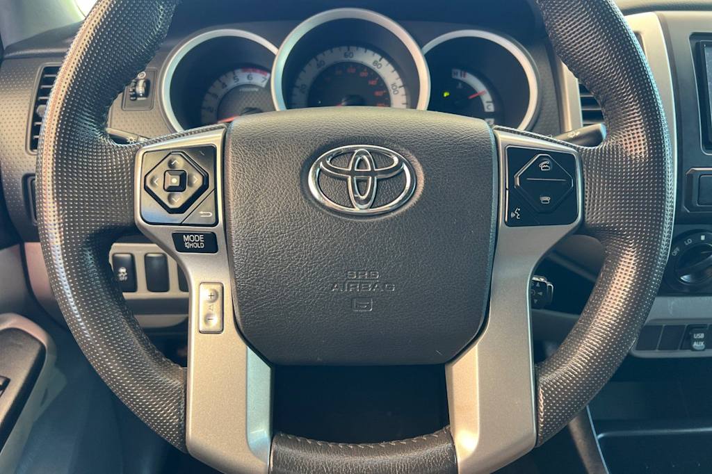 Thumbnail: 2014 Toyota Tacoma - 27