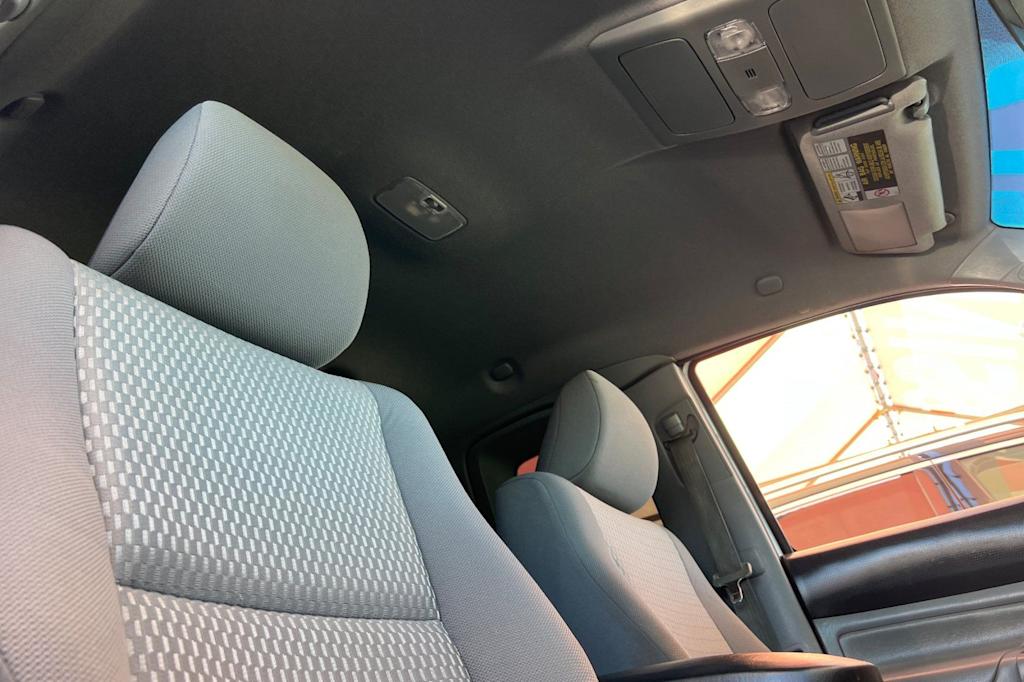 Thumbnail: 2014 Toyota Tacoma - 23