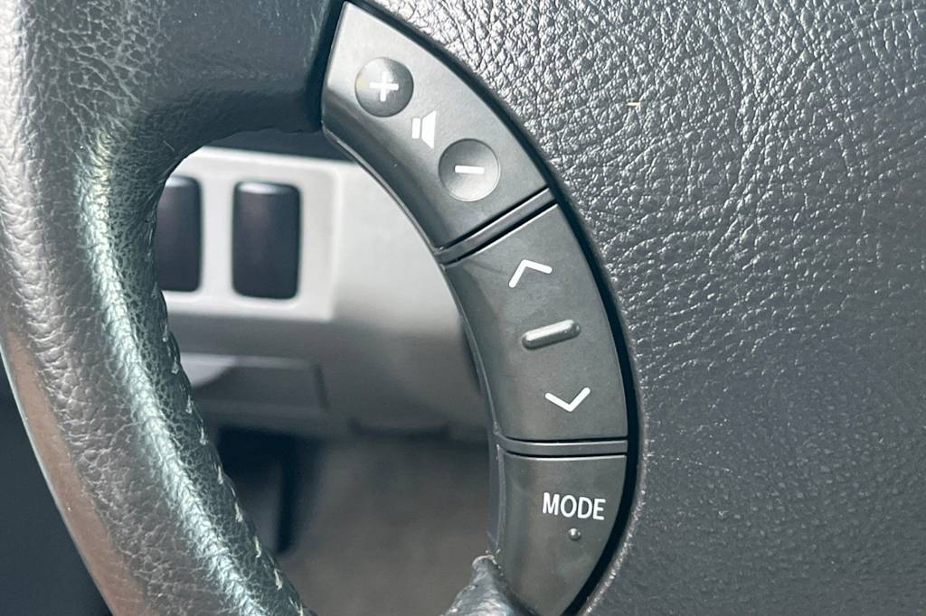 Thumbnail: 2011 Toyota Tacoma - 30