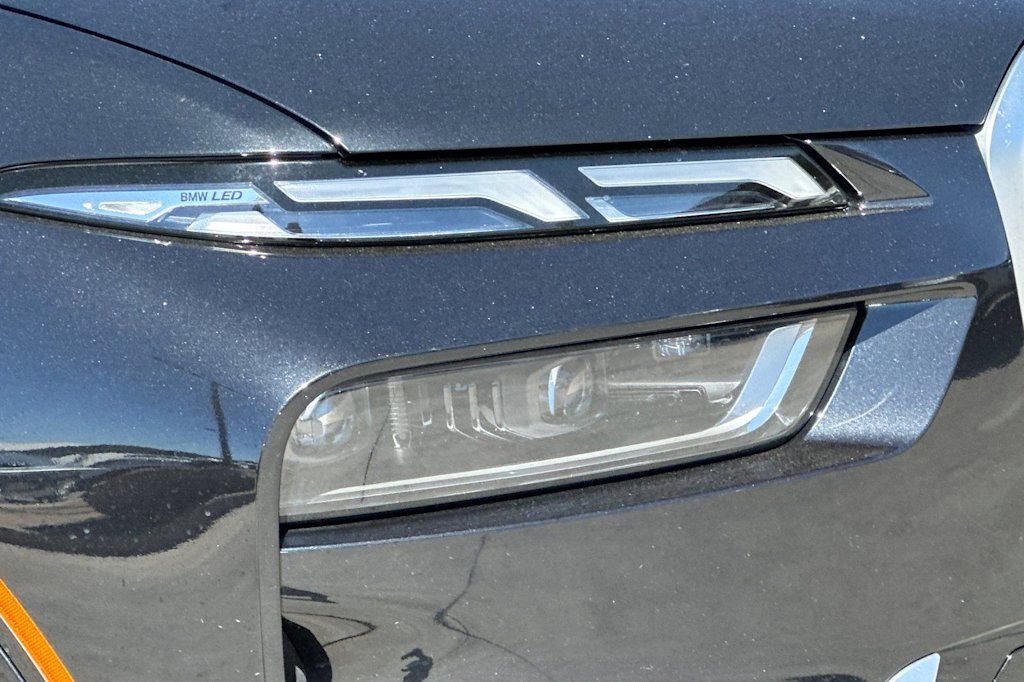 Thumbnail: 2025 BMW X7 - 35