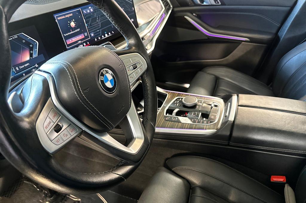 Thumbnail: 2025 BMW X7 - 9