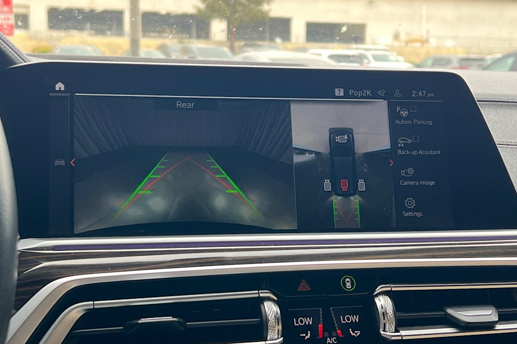 Thumbnail: 2021 BMW X7 - 26