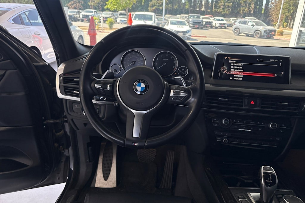 Thumbnail: 2016 BMW X5 - 11