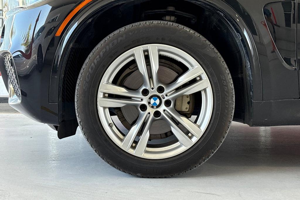 Thumbnail: 2016 BMW X5 - 8