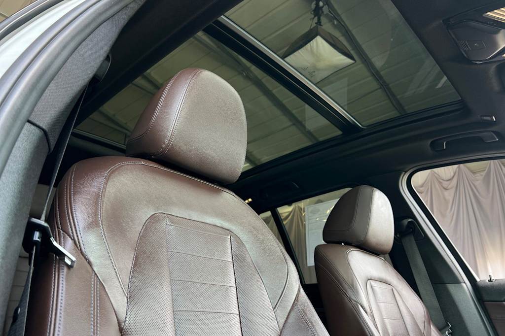 Thumbnail: 2020 BMW X3 - 25
