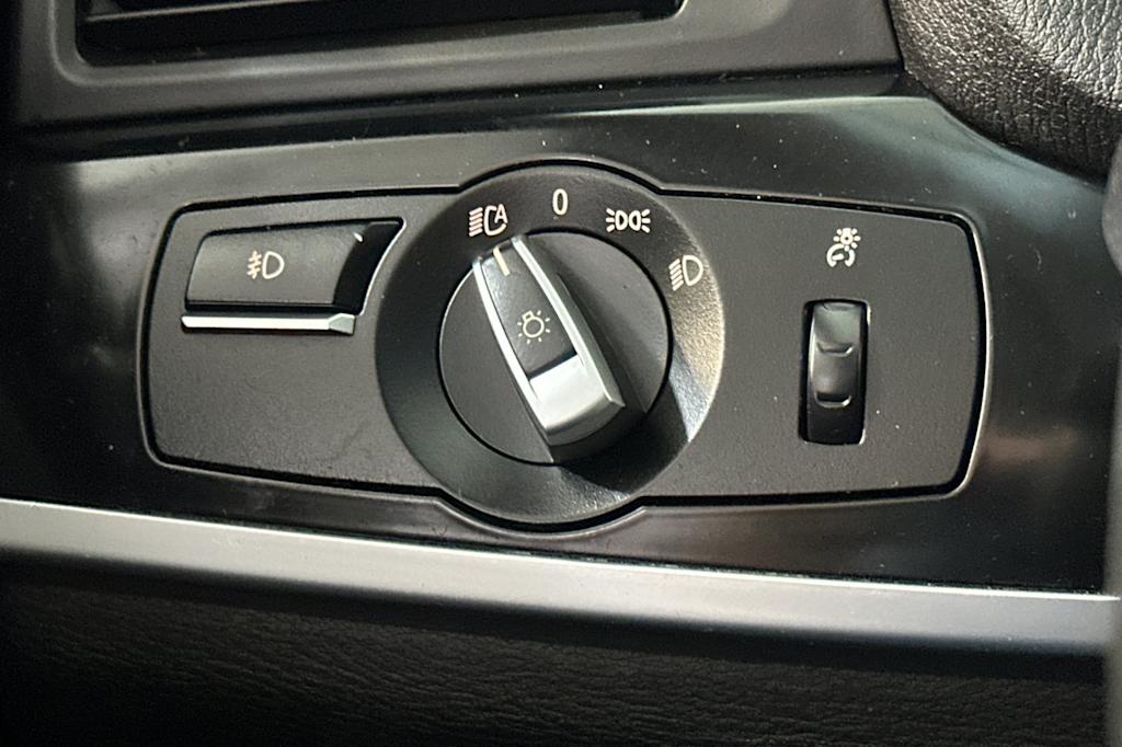 Thumbnail: 2016 BMW X3 - 15