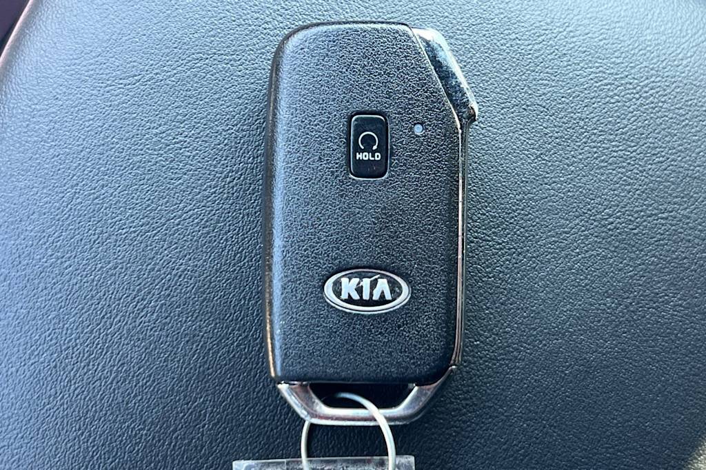 Thumbnail: 2021 Kia K5 - 15