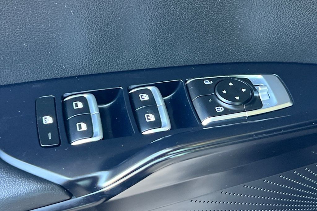 Thumbnail: 2021 Kia K5 - 22