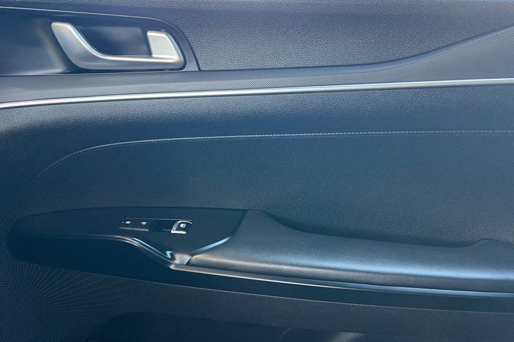 Thumbnail: 2021 Kia K5 - 23