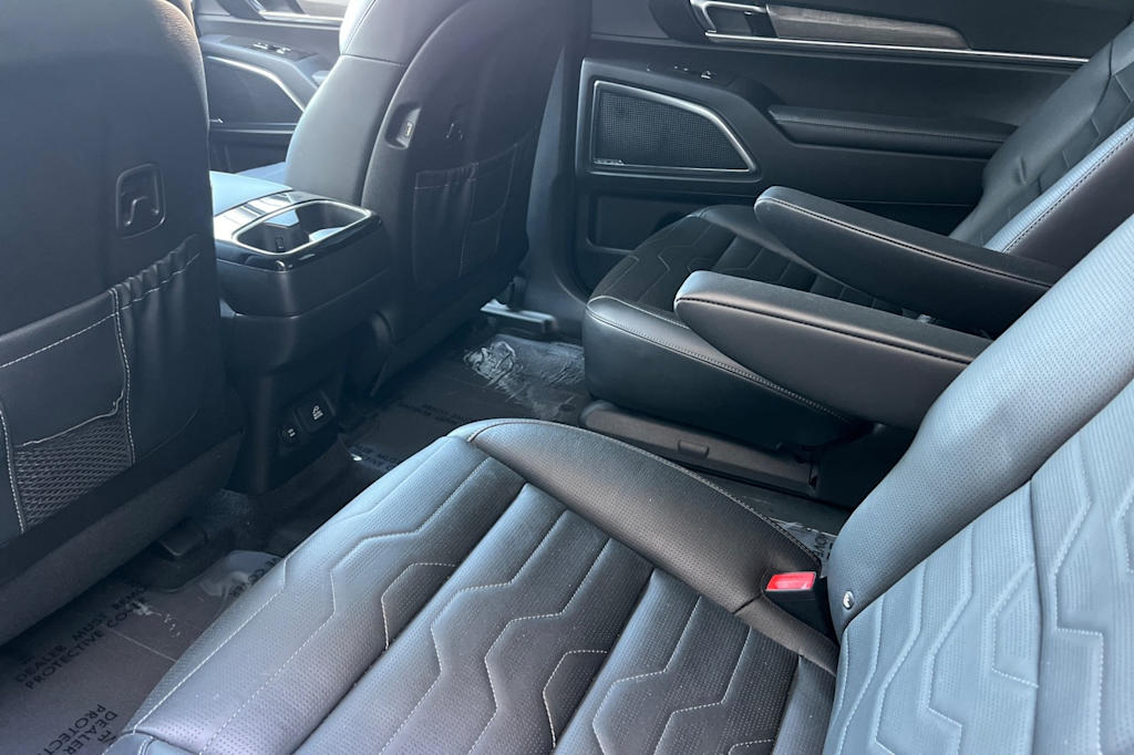 Thumbnail: 2022 Kia Telluride - 11