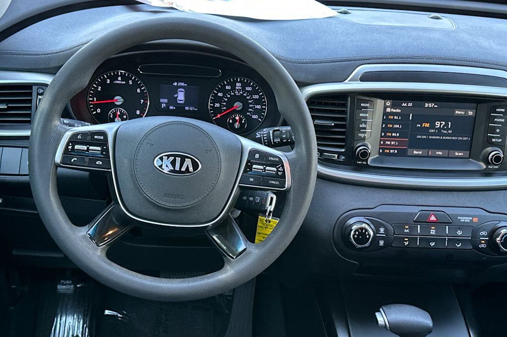 Thumbnail: 2020 Kia Sorento - 11