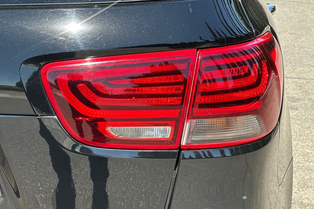 Thumbnail: 2020 Kia Sorento - 32