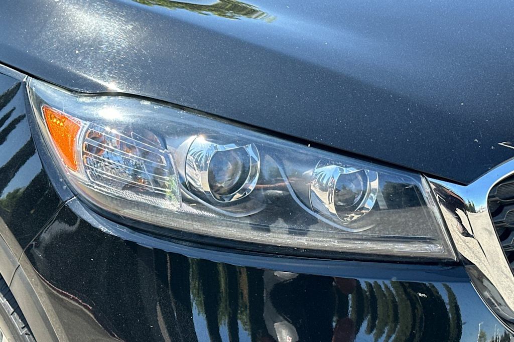 Thumbnail: 2020 Kia Sorento - 31