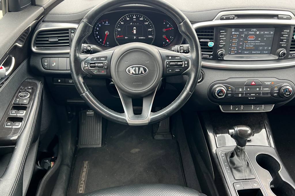 Thumbnail: 2018 Kia Sorento - 12