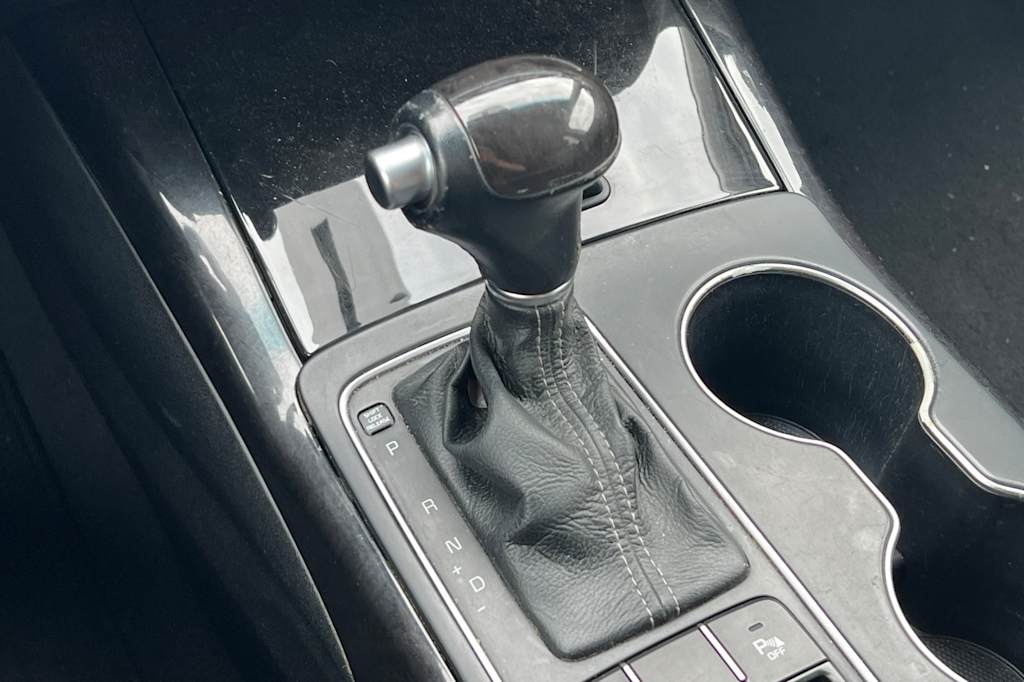 Thumbnail: 2018 Kia Sorento - 15