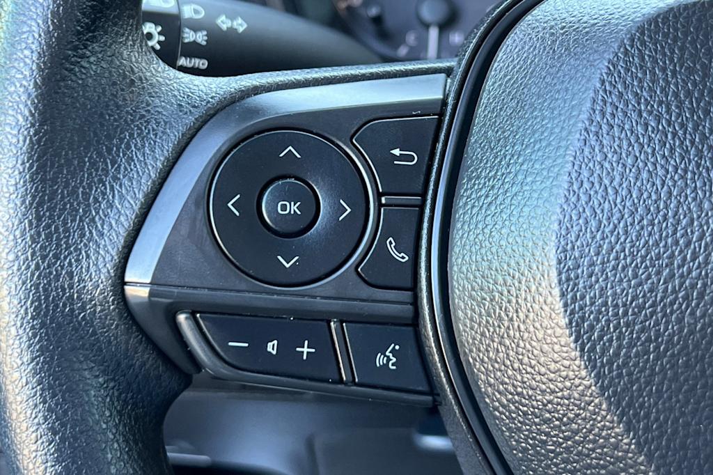 Thumbnail: 2025 Toyota Corolla - 29