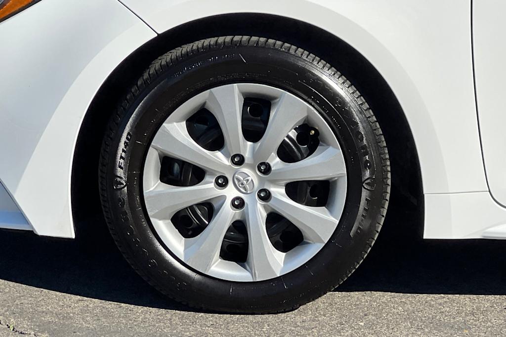 Thumbnail: 2025 Toyota Corolla - 8