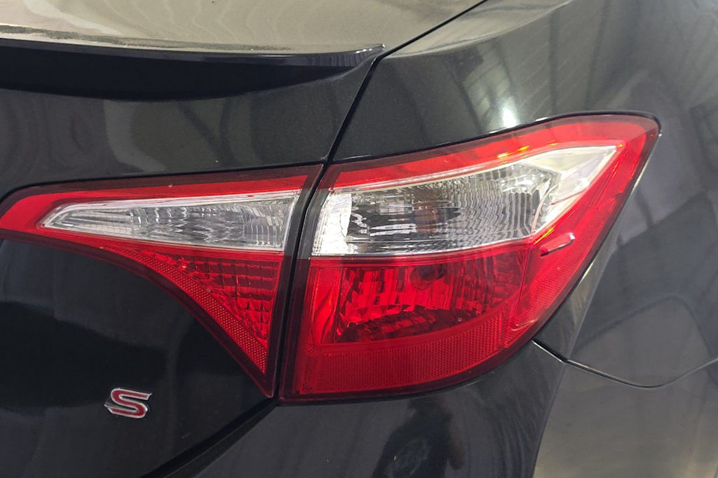 Thumbnail: 2016 Toyota Corolla - 20