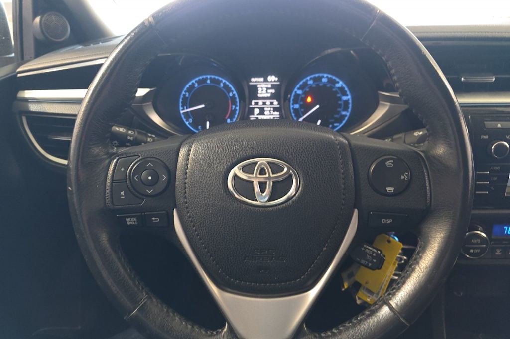 Thumbnail: 2016 Toyota Corolla - 25