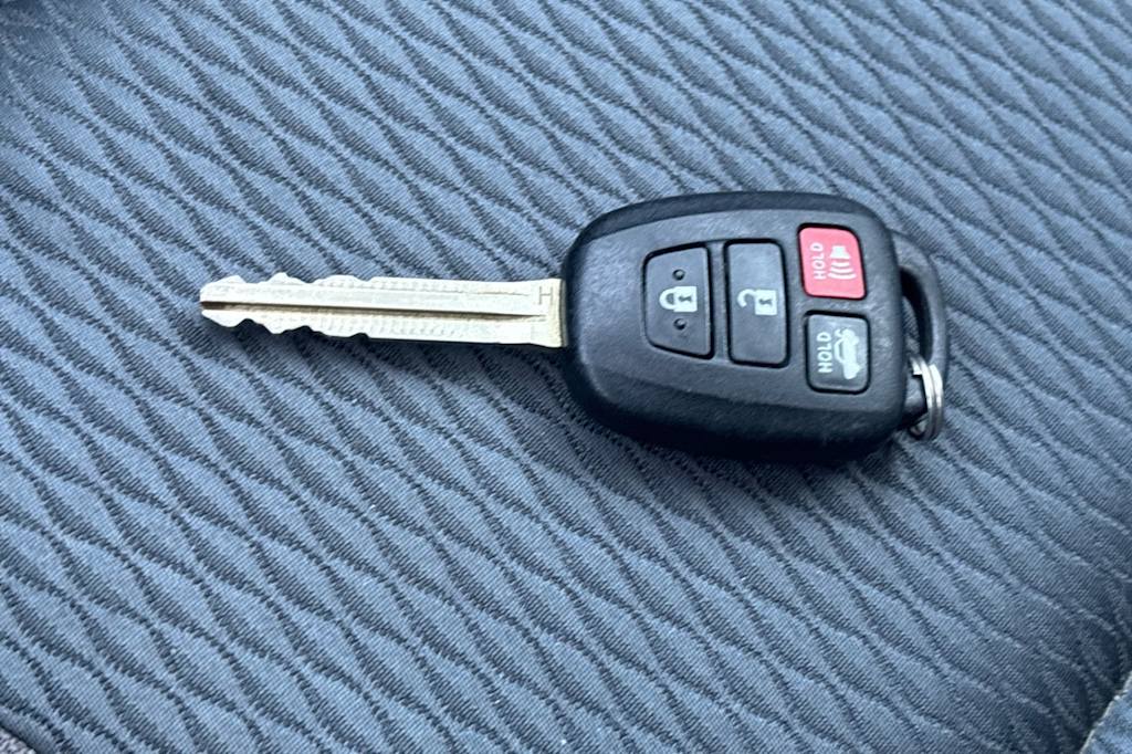 Thumbnail: 2019 Toyota Corolla - 16