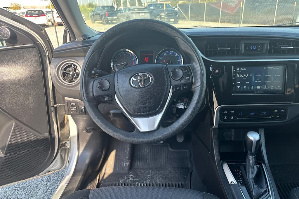 Thumbnail: 2019 Toyota Corolla - 11