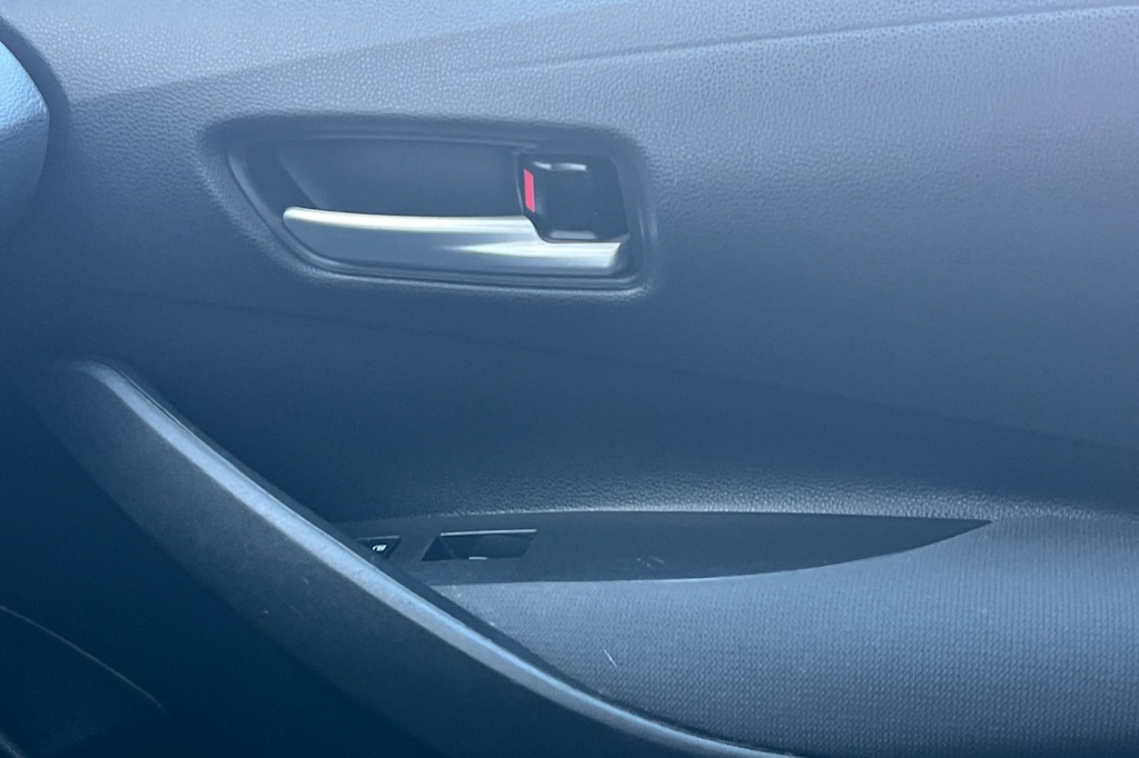 Thumbnail: 2021 Toyota Corolla - 25