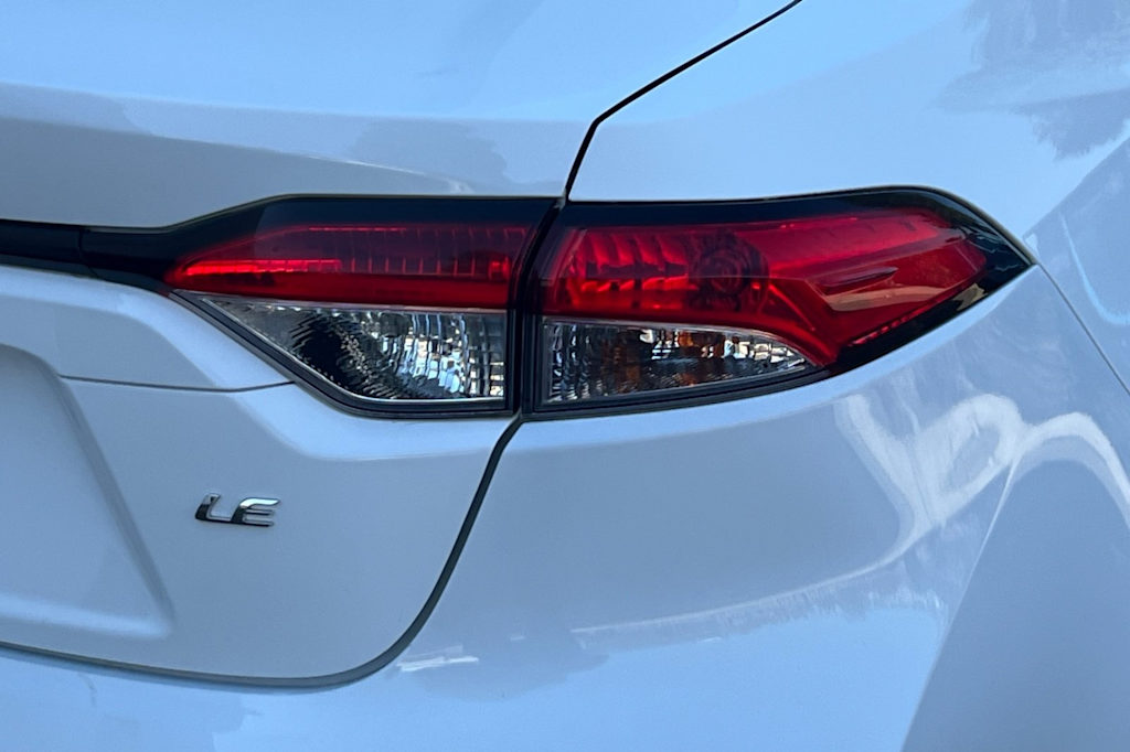 Thumbnail: 2021 Toyota Corolla - 23