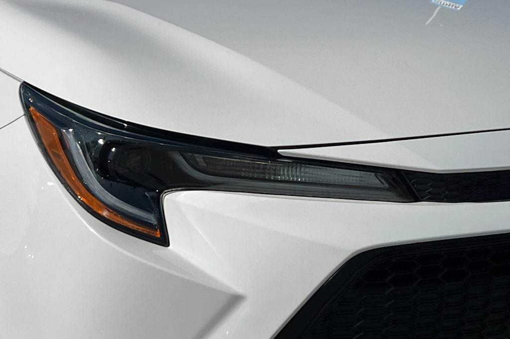 Thumbnail: 2021 Toyota Corolla - 32